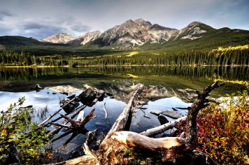 Pyramid Lake